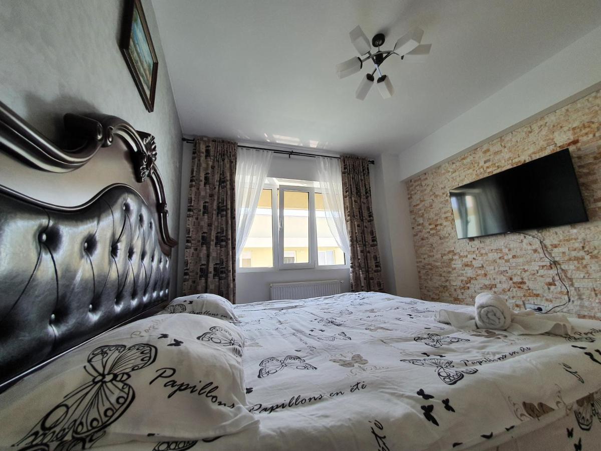 Moonlight Residence Mamaia Extérieur photo