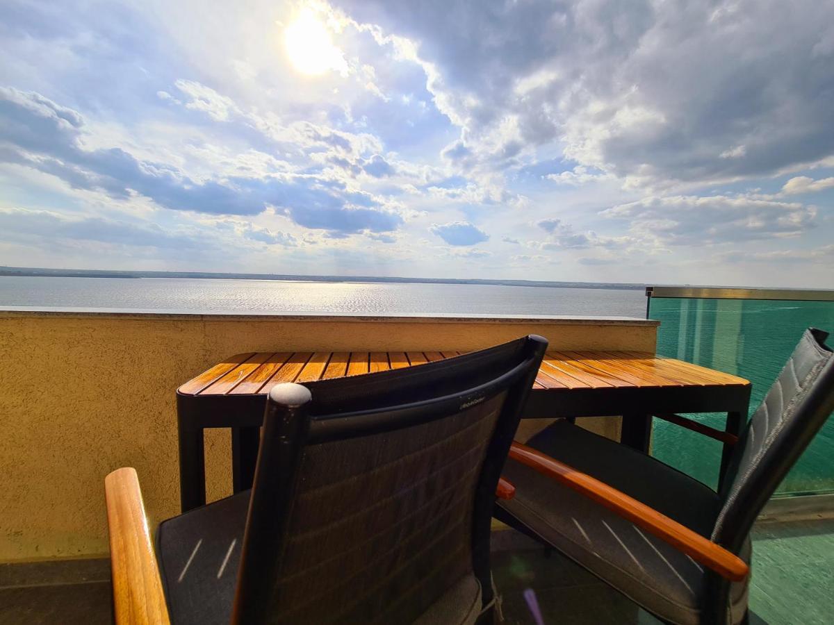 Moonlight Residence Mamaia Extérieur photo