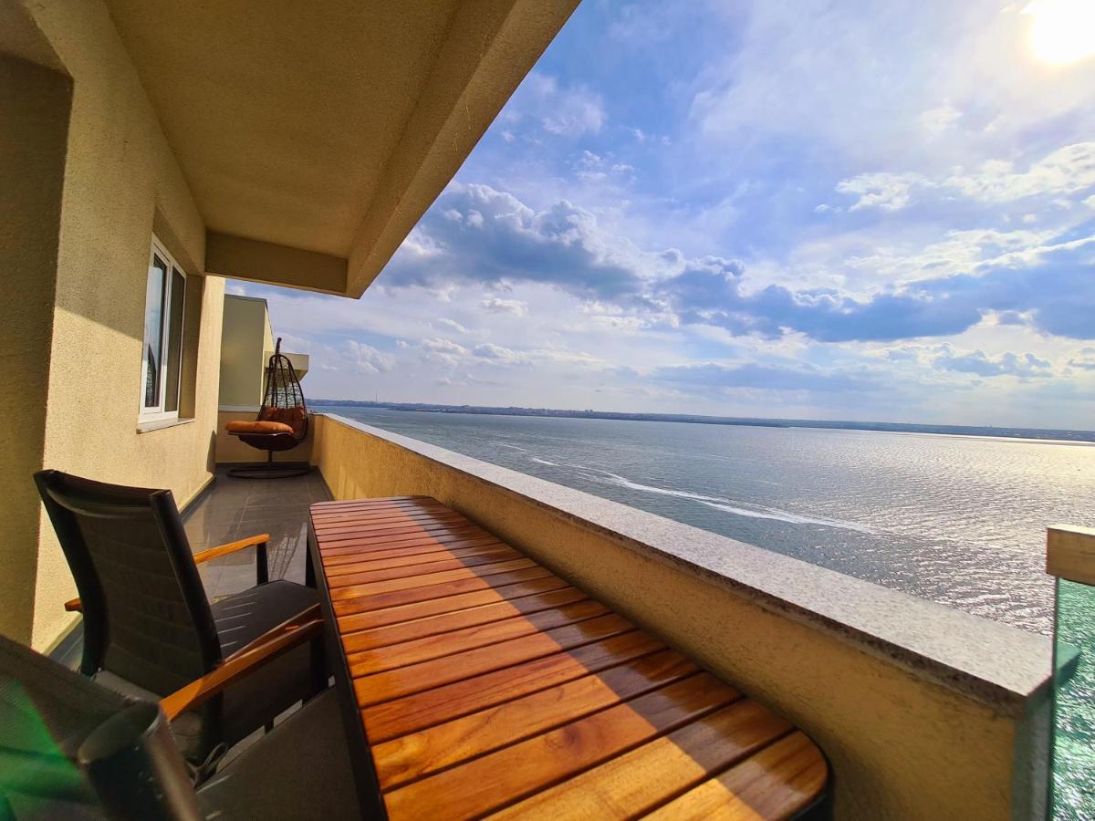 Moonlight Residence Mamaia Extérieur photo