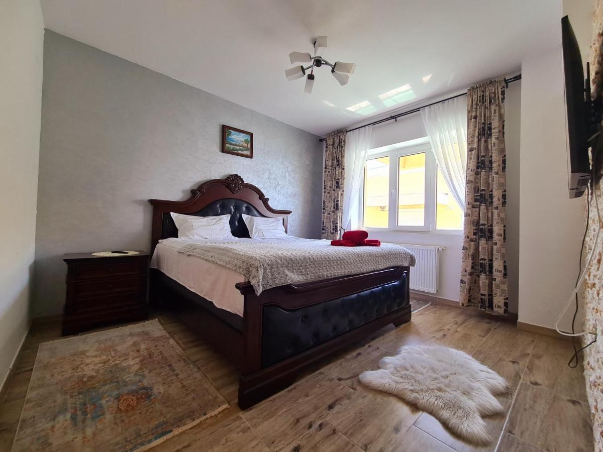 Moonlight Residence Mamaia Extérieur photo