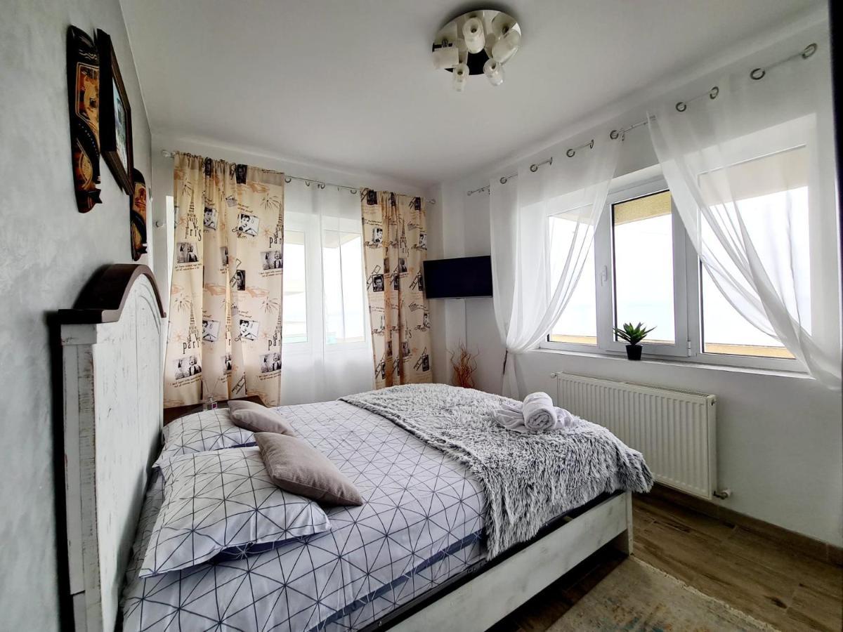 Moonlight Residence Mamaia Extérieur photo