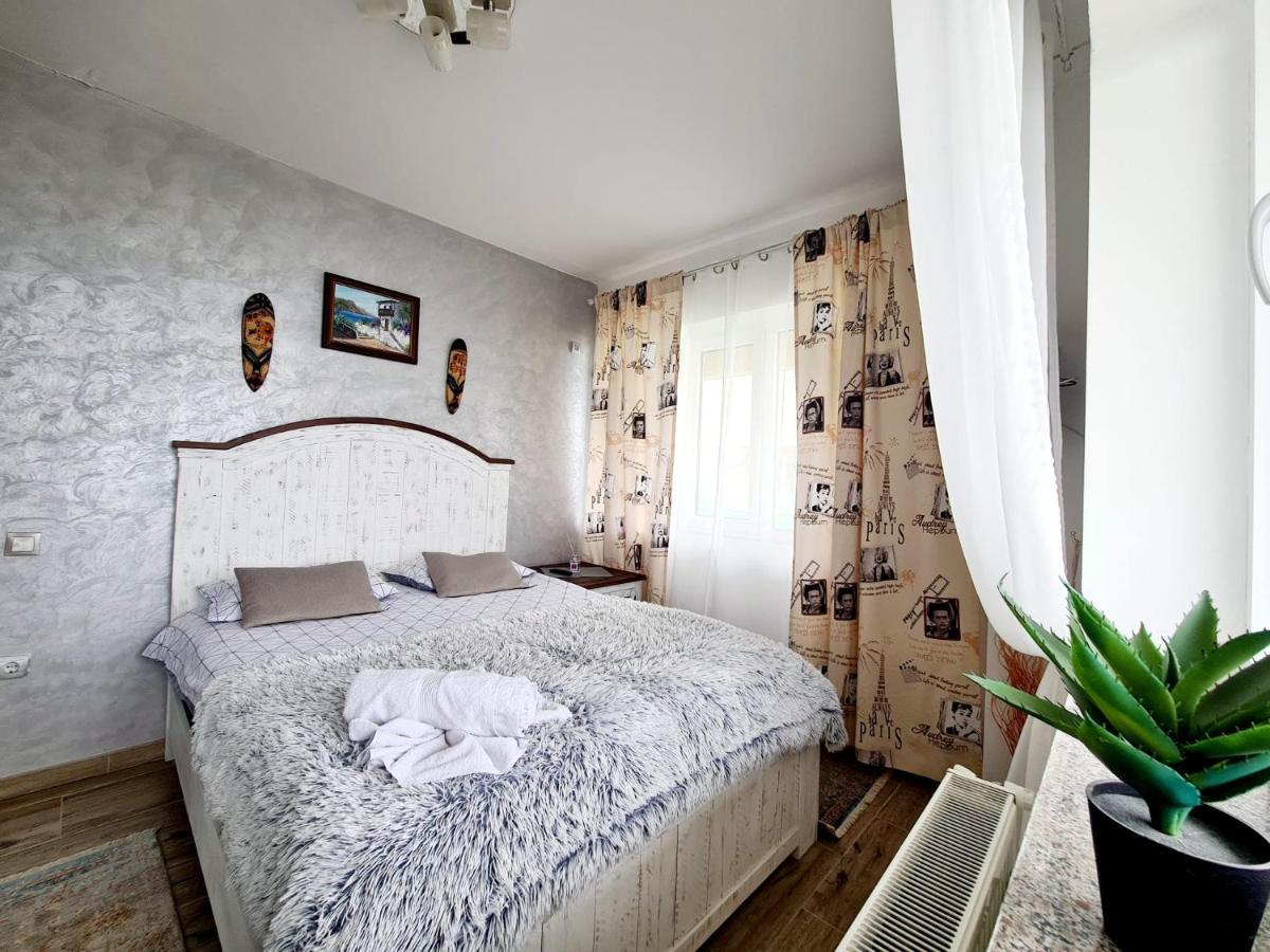 Moonlight Residence Mamaia Extérieur photo